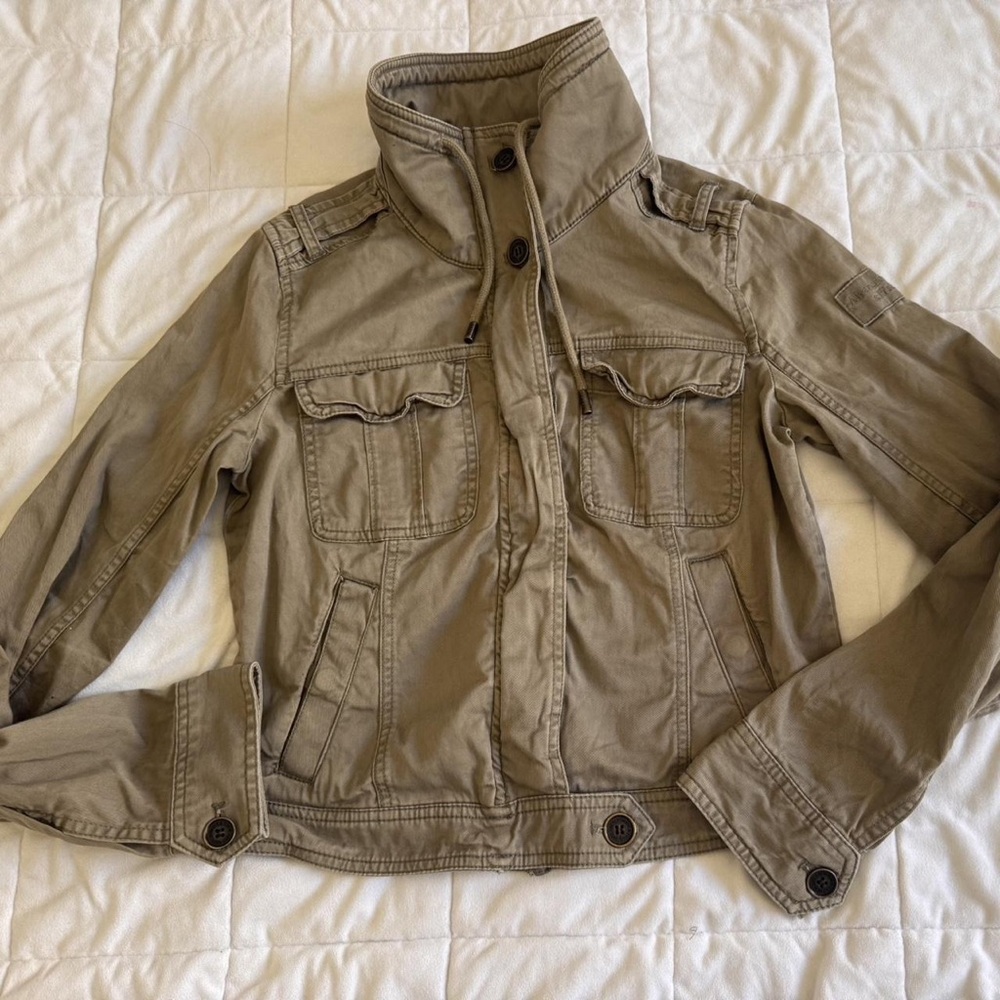Abercrombie & Fitch Olive Green Utility Button-Down Jacket